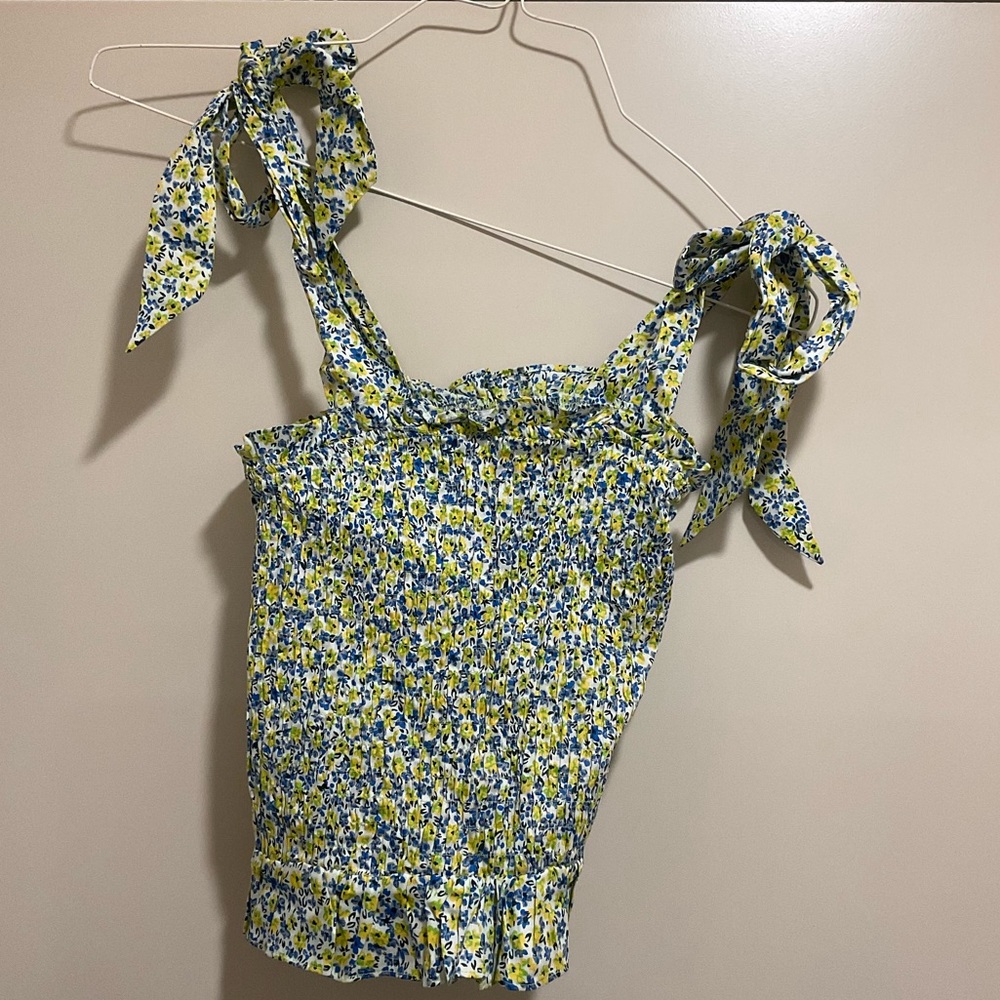 NWT Beautiful Women’s Top in size 6
